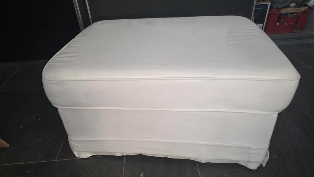 IKEA Poef - Wit - Comfortabel en Praktisch, Ophalen, Modern, Scandinavisch, Zo goed als nieuw, Stof