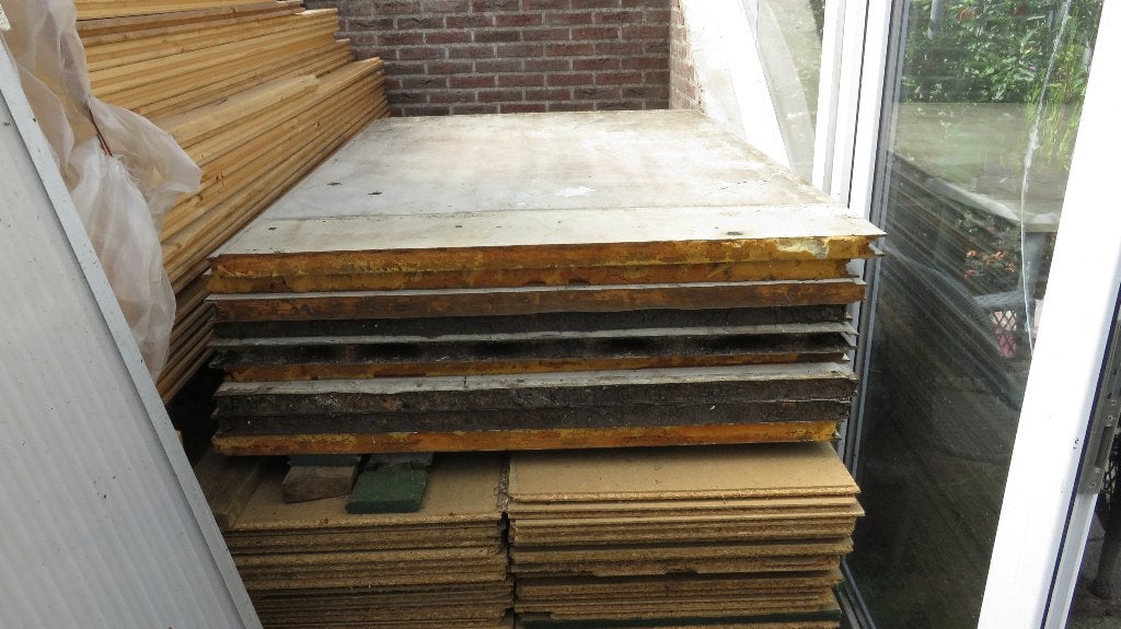Geisoleerde dakplaten voor een schuur, Gebruikt, 15 m² of meer, Metaal, Grijs