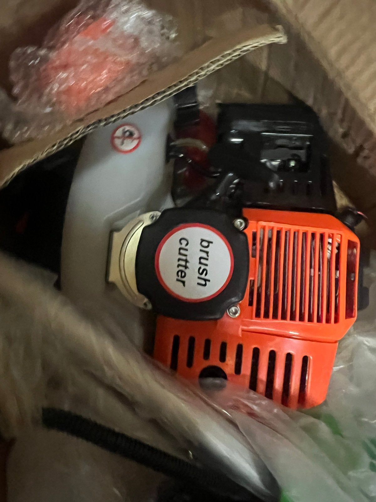 Nieuwe Benzine Trimmer - Krachtige Bosmaaier in Doos, Ophalen of Verzenden, Nieuw, 30 tot 50 cm, Benzine