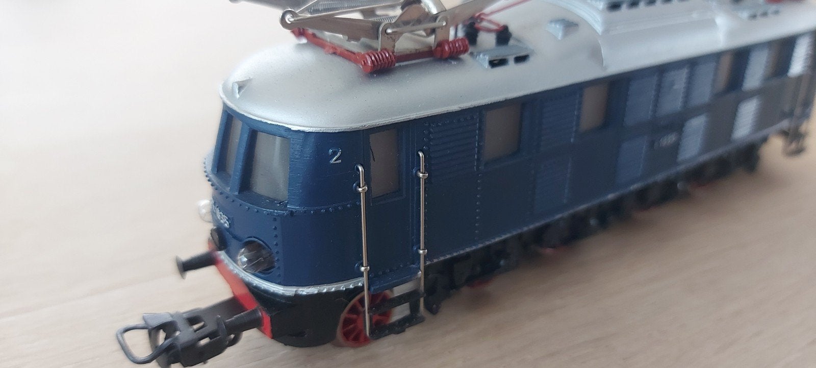 Märklin DB 1835 e-loc van de Deutsche Bahn artnr 3023, Wisselstroom, Locomotief, Ophalen of Verzenden, Zo goed als nieuw