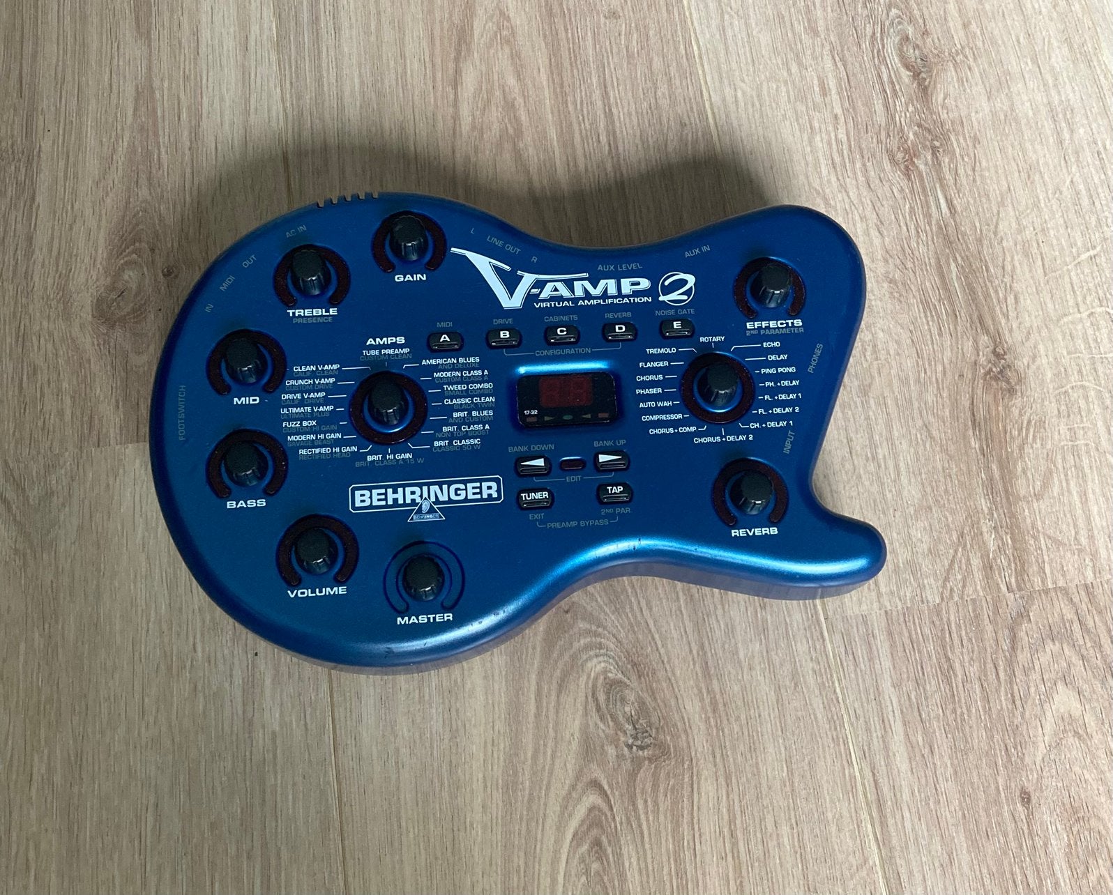 Behringer v-amp 2, Ophalen of Verzenden, Gebruikt