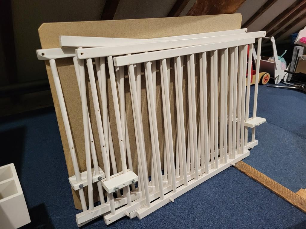 Wit houten box (gratis), Kinderen en Baby's, Boxen, Ophalen of Verzenden, Gebruikt