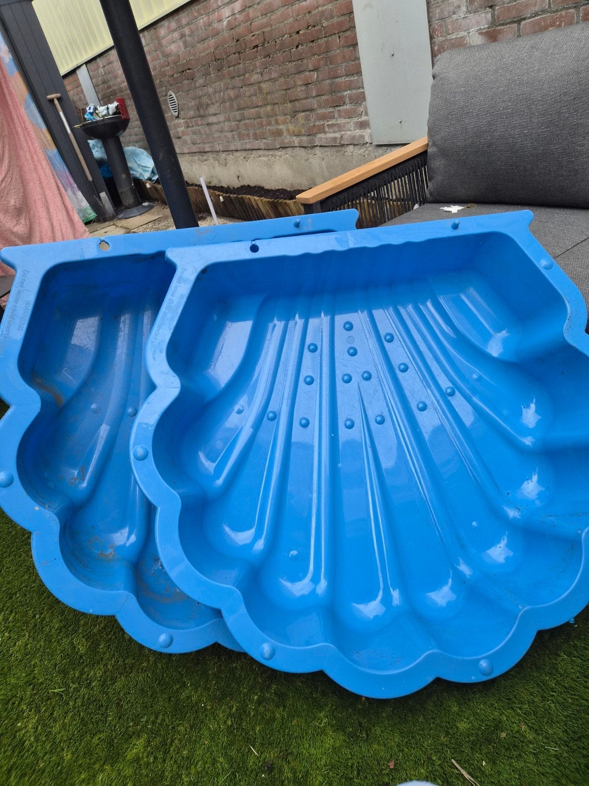 schelp zandbak, Ophalen, Zo goed als nieuw