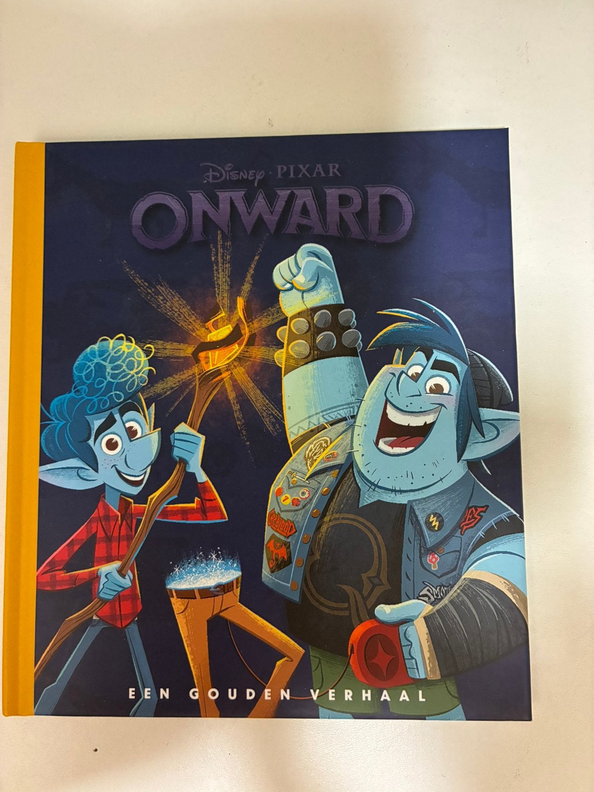 Gouden Boekje Pixar Onward een gouden verhaal, Ophalen of Verzenden, Zo goed als nieuw, Fictie algemeen, Gouden boekje
