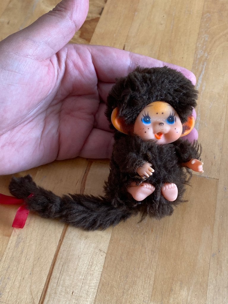 Klein vintage Monchichi aapje rookvrij huis, Ophalen of Verzenden, Zo goed als nieuw