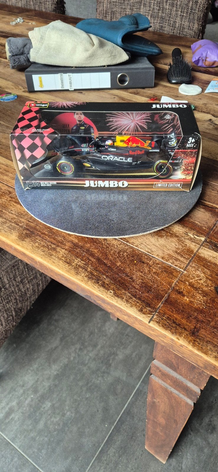 Max Verstappen Red Bull Racing F1 Auto 1:24 Jumbo, Ophalen, Zo goed als nieuw, Auto, Overige merken