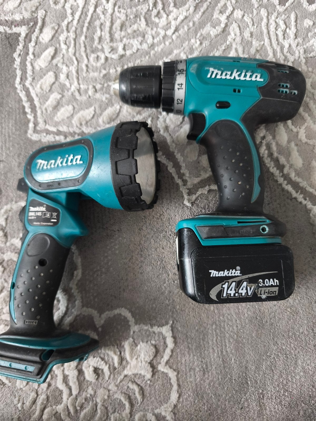 Makita Accutool 14.4V met batterij en lamp, Ophalen of Verzenden, Gebruikt, Boor- en Schroefmachine, Variabele snelheid
