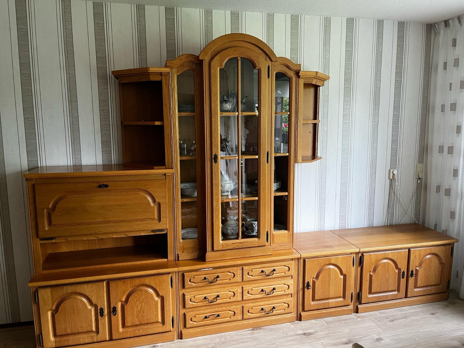 Wandmeubel, Huis en Inrichting, Ophalen, Gebruikt, 300 cm of meer, 150 tot 200 cm