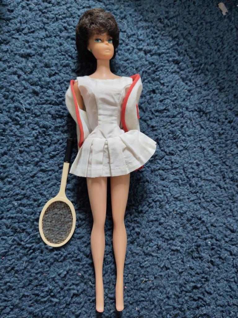 Barbie bubble cut m, Ophalen of Verzenden, Zo goed als nieuw, Kleertjes