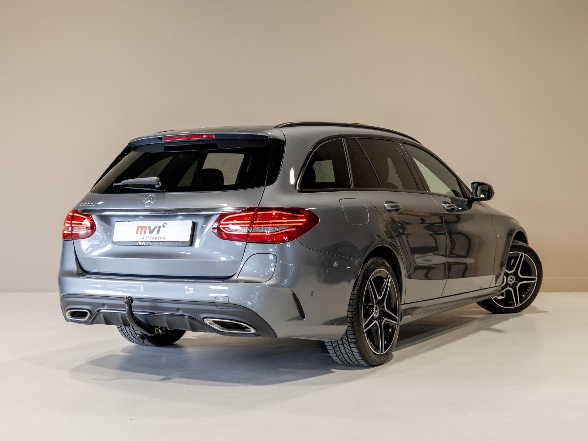 Mercedes-Benz C-klasse Estate 300 e Business Solution AMG /, Auto's, Automaat, Met garantie (alle), 320 pk, Leder en Stof