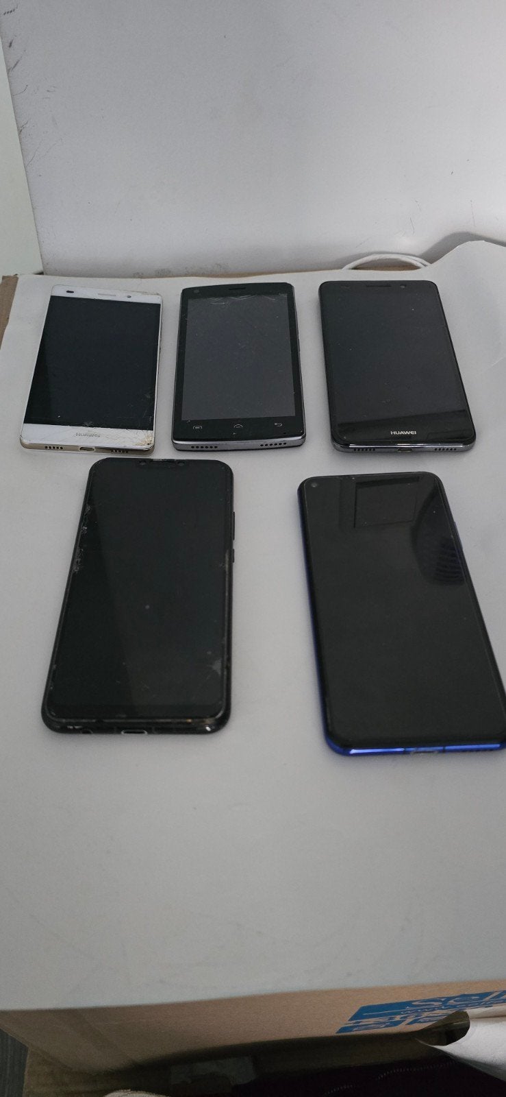5x Defecte Smartphones (Honor, Huawei, Doogee), Verzenden, Klassiek of Candybar, Zonder simlock, Niet werkend