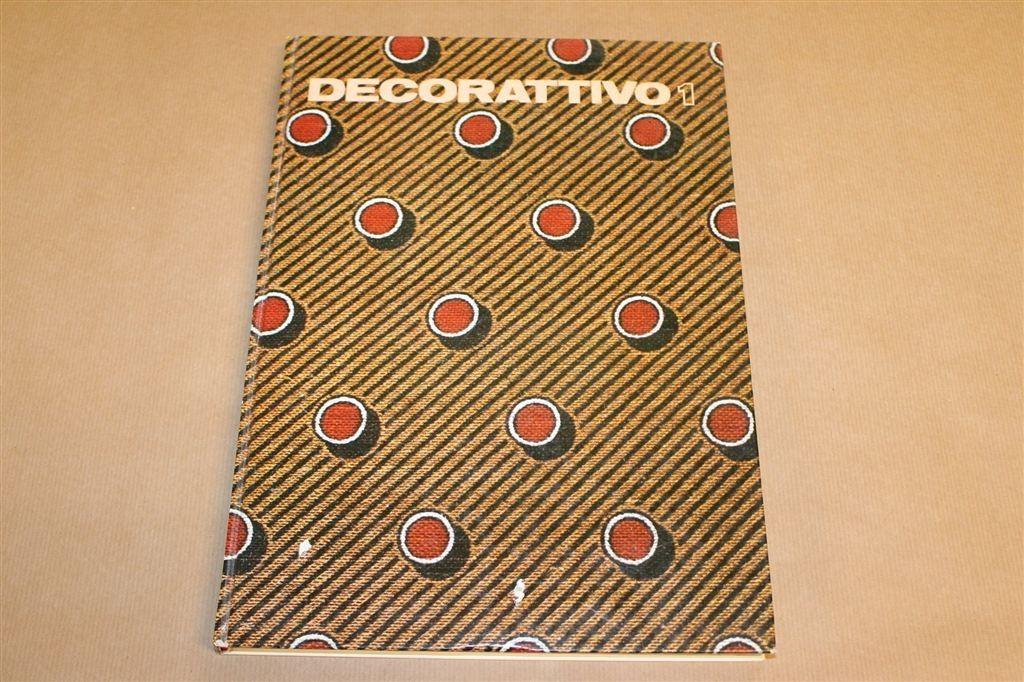 Decorattivo 1 — Textiel Design, Engels/Italiaans, 1976, Ophalen of Verzenden, Gelezen, Borduren en Naaien