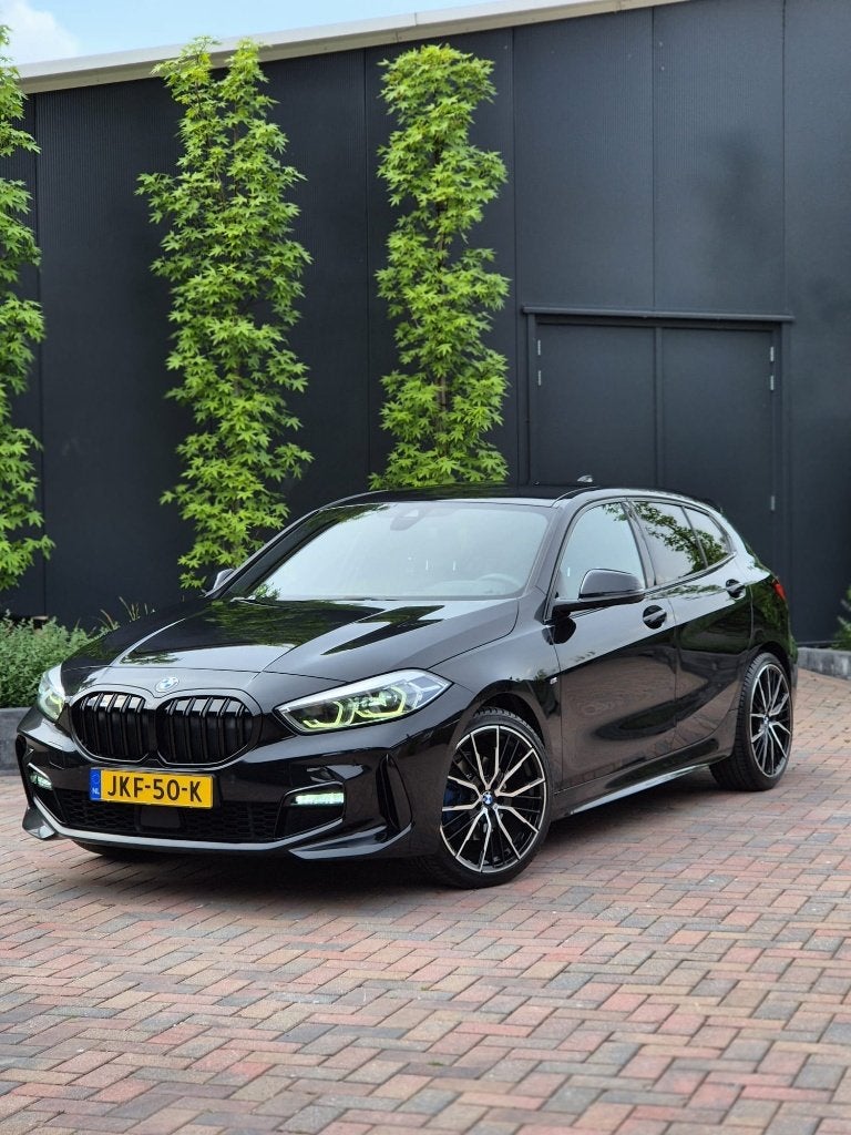 BMW 1-Serie 118d M-Sport Automaat 2020 Zwart, Auto's, 1995 cc, Zwart, 4 cilinders, 150 pk