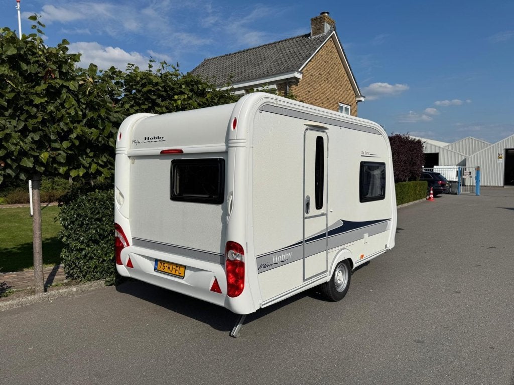Hobby De Luxe 380 TB Mover,Voortent,Fietsrek, Caravans en Kamperen, Standaardzit, Hobby, Tot en met 2, Bedrijf