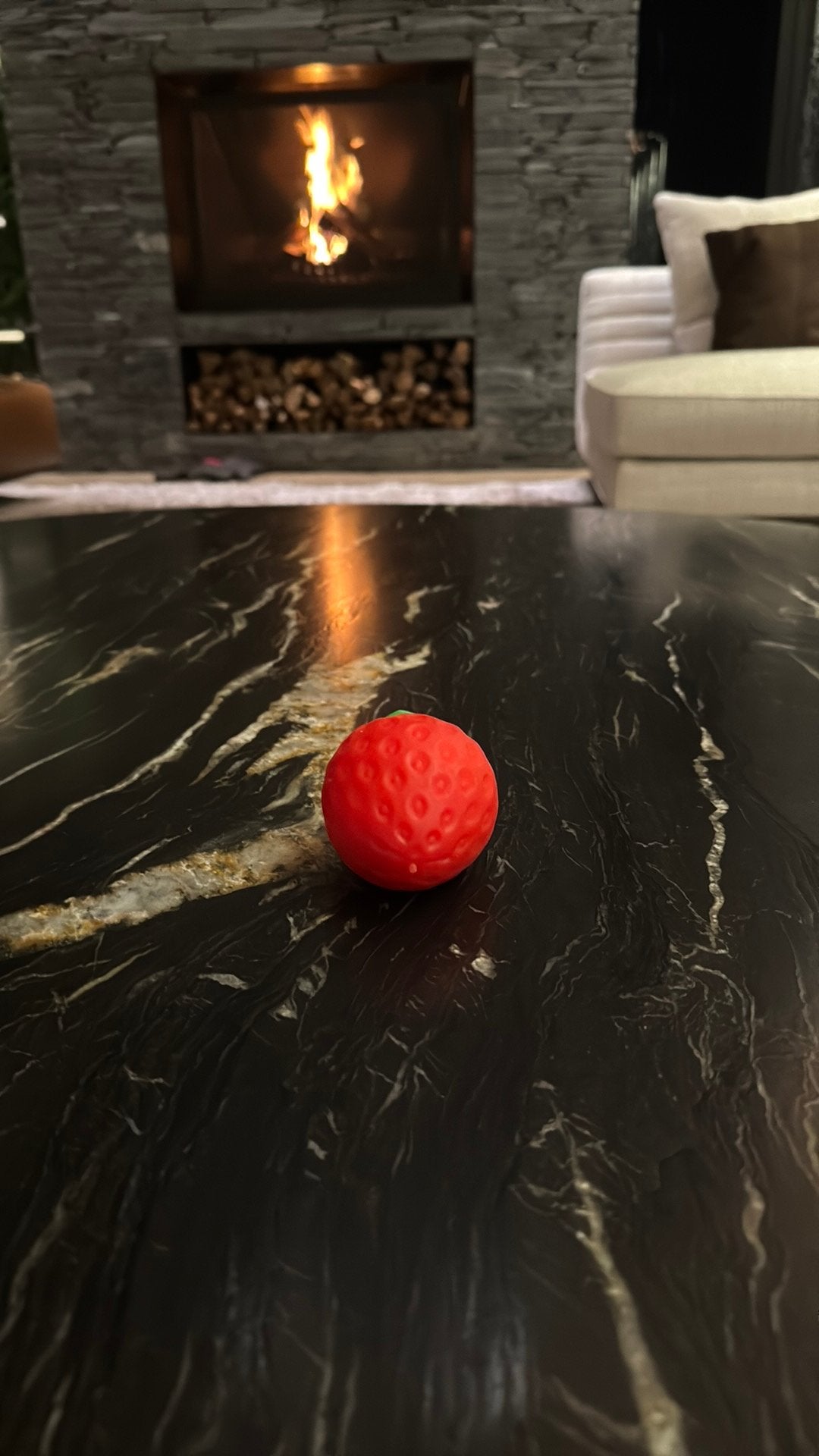Aardbei squishy, Ophalen of Verzenden, Zo goed als nieuw, Roze, Overige typen