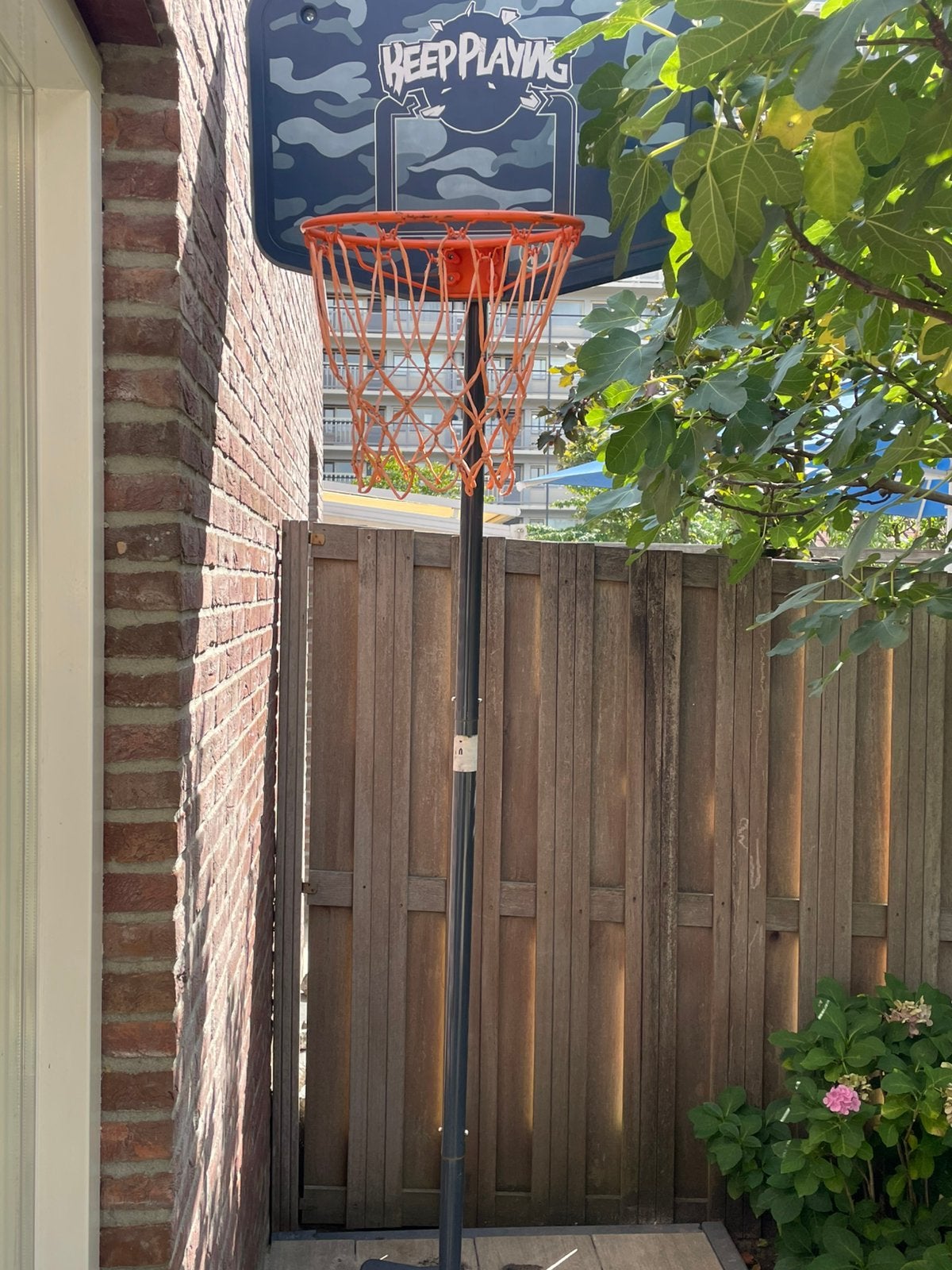 Basketbal met paal, Ophalen, Gebruikt