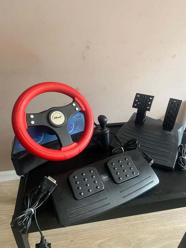 Race Master racestuur + pedalen + schakelpook, Spelcomputers en Games, Spelcomputers | Sony PlayStation Consoles | Accessoires
