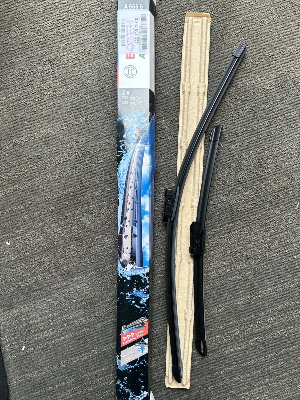 Bosch Aerotwin ruitenwissers A 555 S, Auto-onderdelen, Ophalen, Nieuw, Universele onderdelen