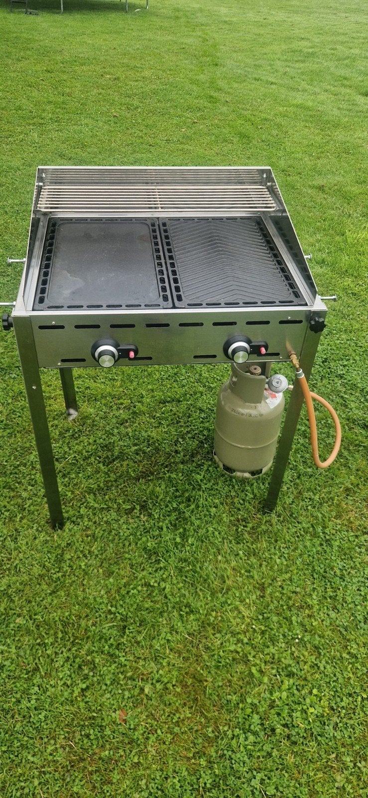 Te huur: Professionele BBQ Grill op gas, Tuin en Terras, Gasbarbecues, Ophalen, Zo goed als nieuw, Hendi