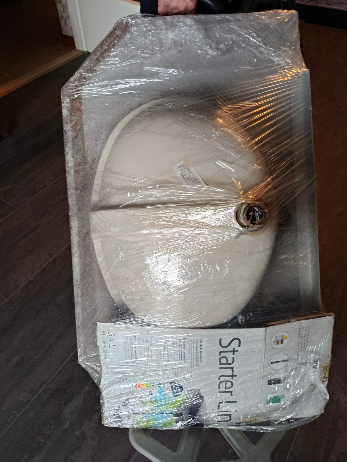 Wastafel van graniet met wasbak en bevestiging beugels, Ophalen, Zo goed als nieuw, Steen, Wastafel