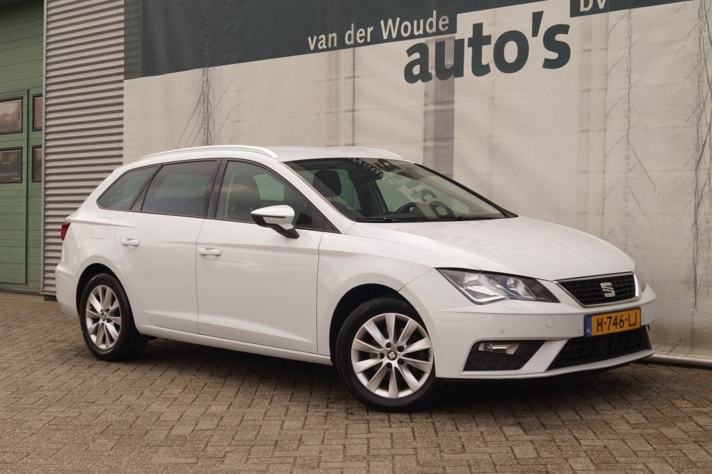 SEAT Leon ST 1.6 TDI 115pk Style -NAVI-ECC-PDC- (bj 2019), Auto's, Seat, Voorwielaandrijving, Stof, Gebruikt, Euro 6