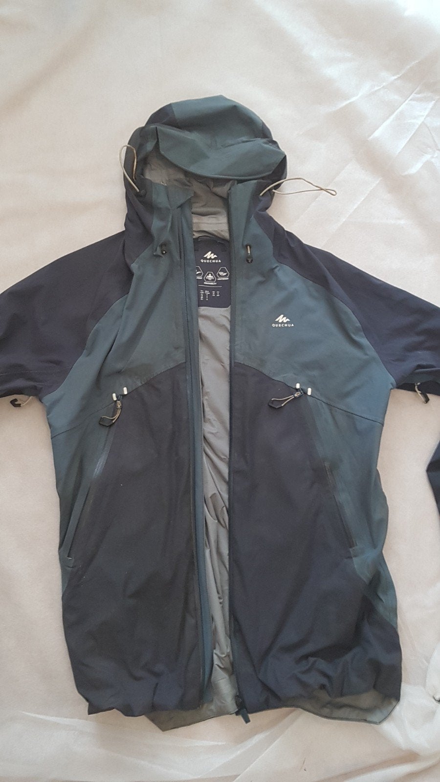 Quechua regenjas kort, Ophalen of Verzenden, Regenjas