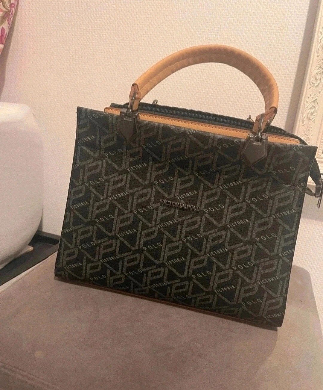 Victoria Polo handtas, Ophalen, Zo goed als nieuw, Zwart, Handtas