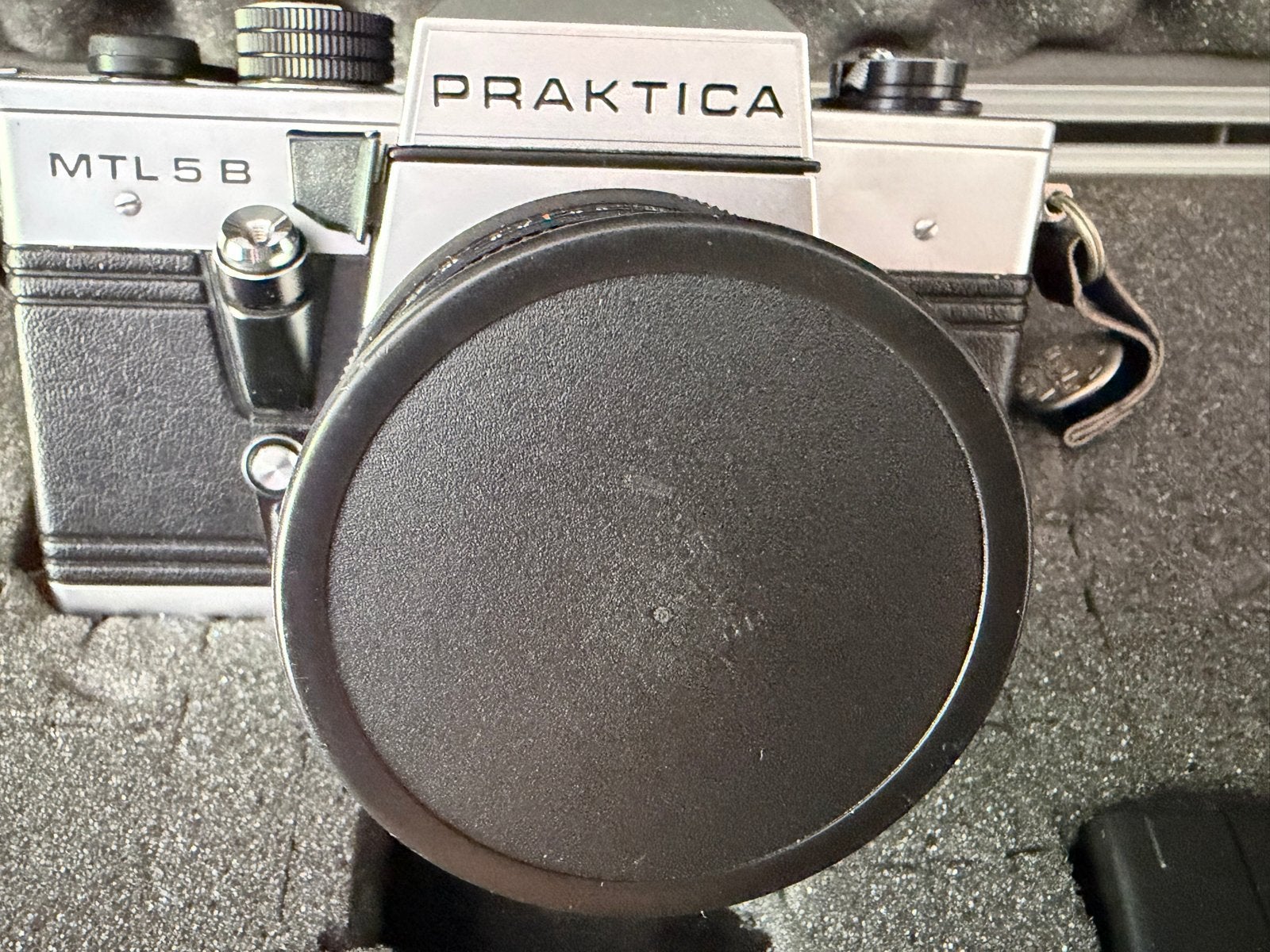Praktica MTL 5B Spiegelreflexcamera met 3 lenzen en flitser, Audio, Tv en Foto, Fotocamera's Analoog, Ophalen of Verzenden, Zo goed als nieuw