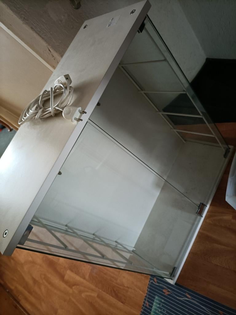 Vitrine kastje met licht, Huis en Inrichting, Kasten | Vitrinekasten, Ophalen of Verzenden, 25 tot 50 cm, 50 tot 100 cm, Minder dan 100 cm