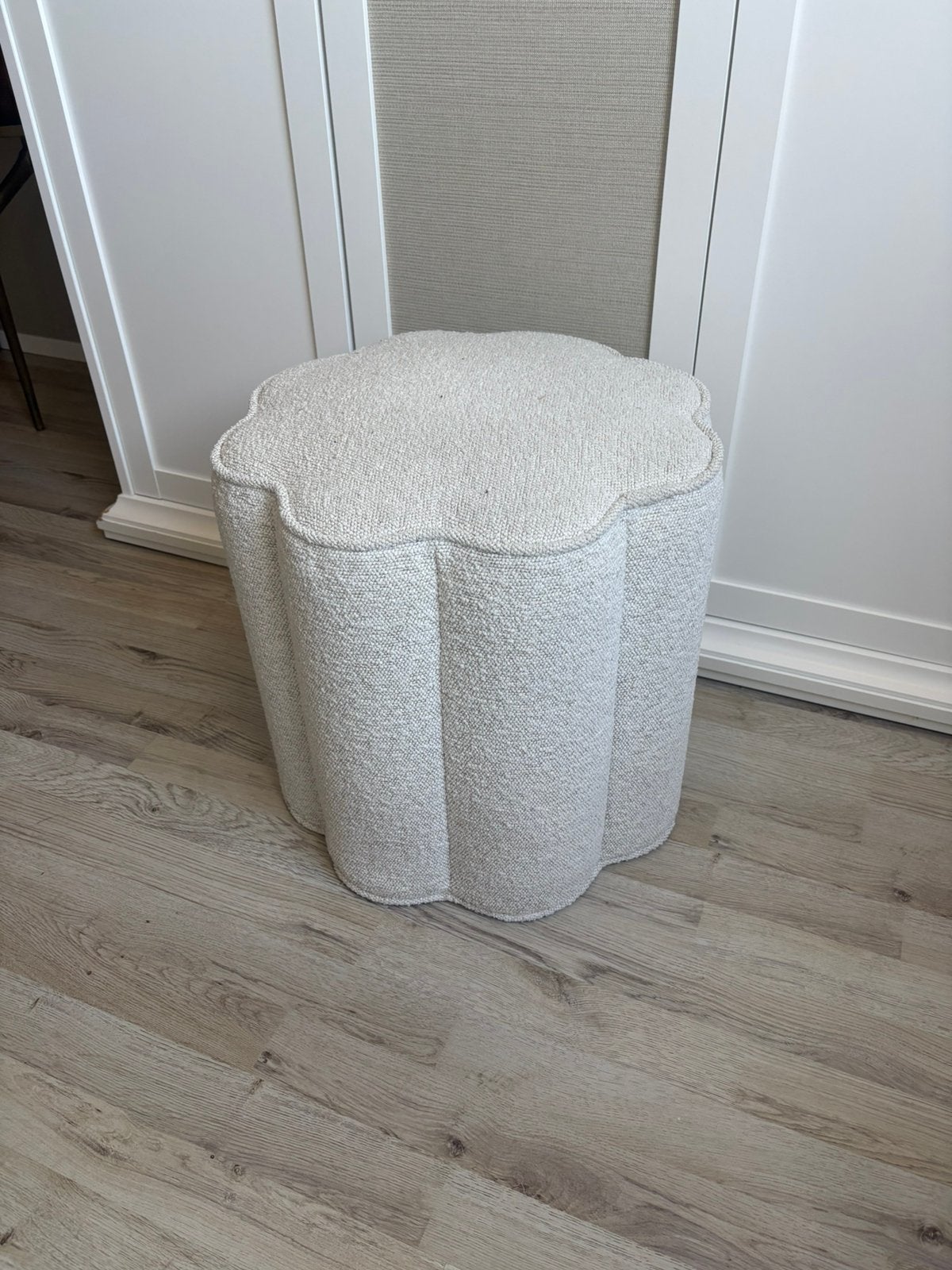 Poef bouclestof, Ophalen, Gebruikt, Rond, Minder dan 50 cm