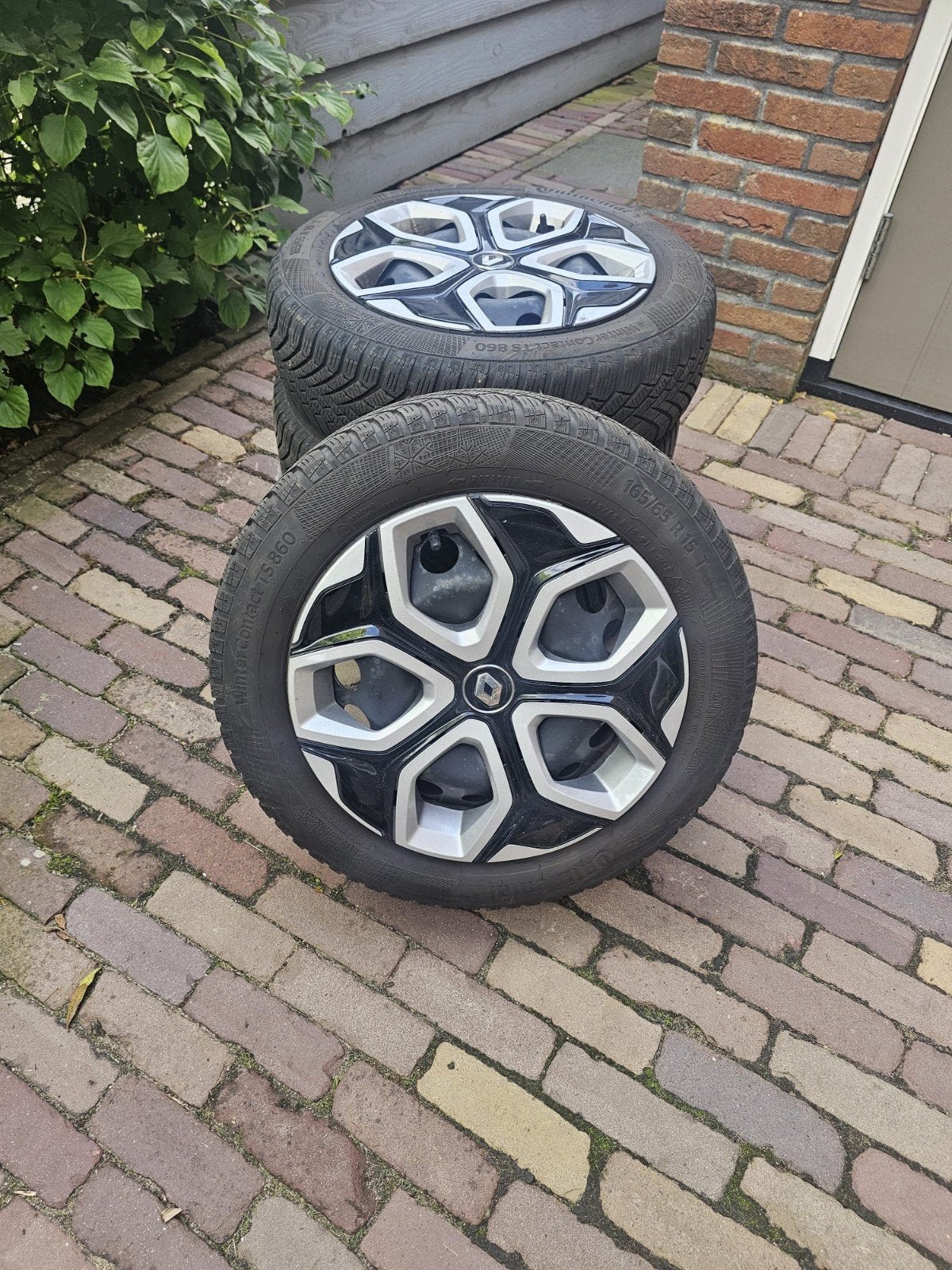 Te Koop: Winterbanden Renault Twingo Type 3 / Jaartal: 2020, Auto-onderdelen, Ophalen, Gebruikt, 15 inch, Banden en Velgen
