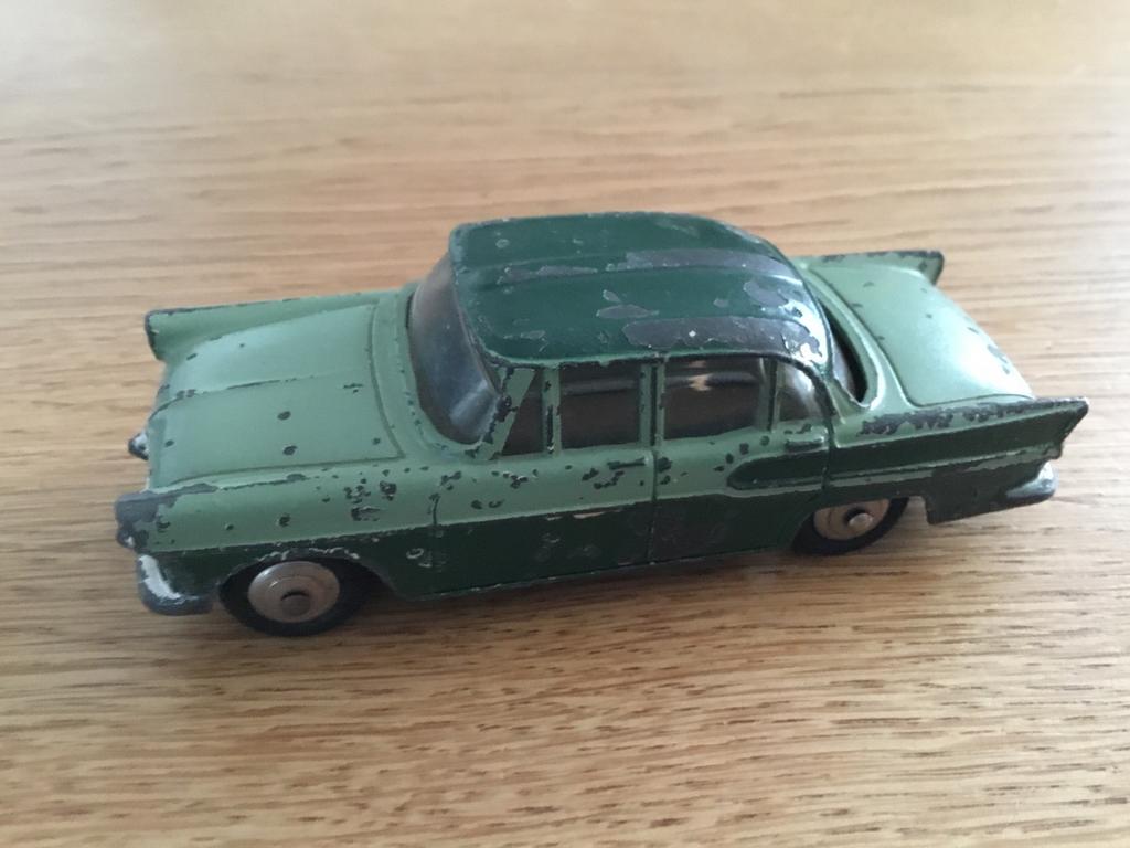 Dinky Toys Simca Chambord 24K Meccano France Rek5, Hobby en Vrije tijd, Modelauto's | 1:43, Gebruikt, Auto, Dinky Toys, Ophalen of Verzenden