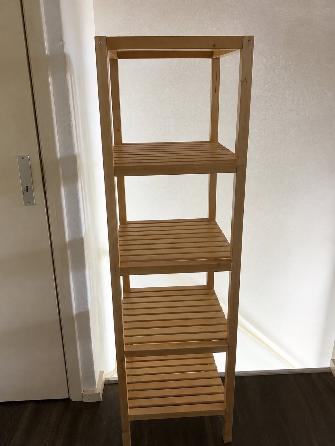 2x Houten open kast / stellingkast – 5 planken –IKEA MOLGER, Huis en Inrichting, Badkamer | Badkamermeubels, Ophalen, (Half)hoge kast