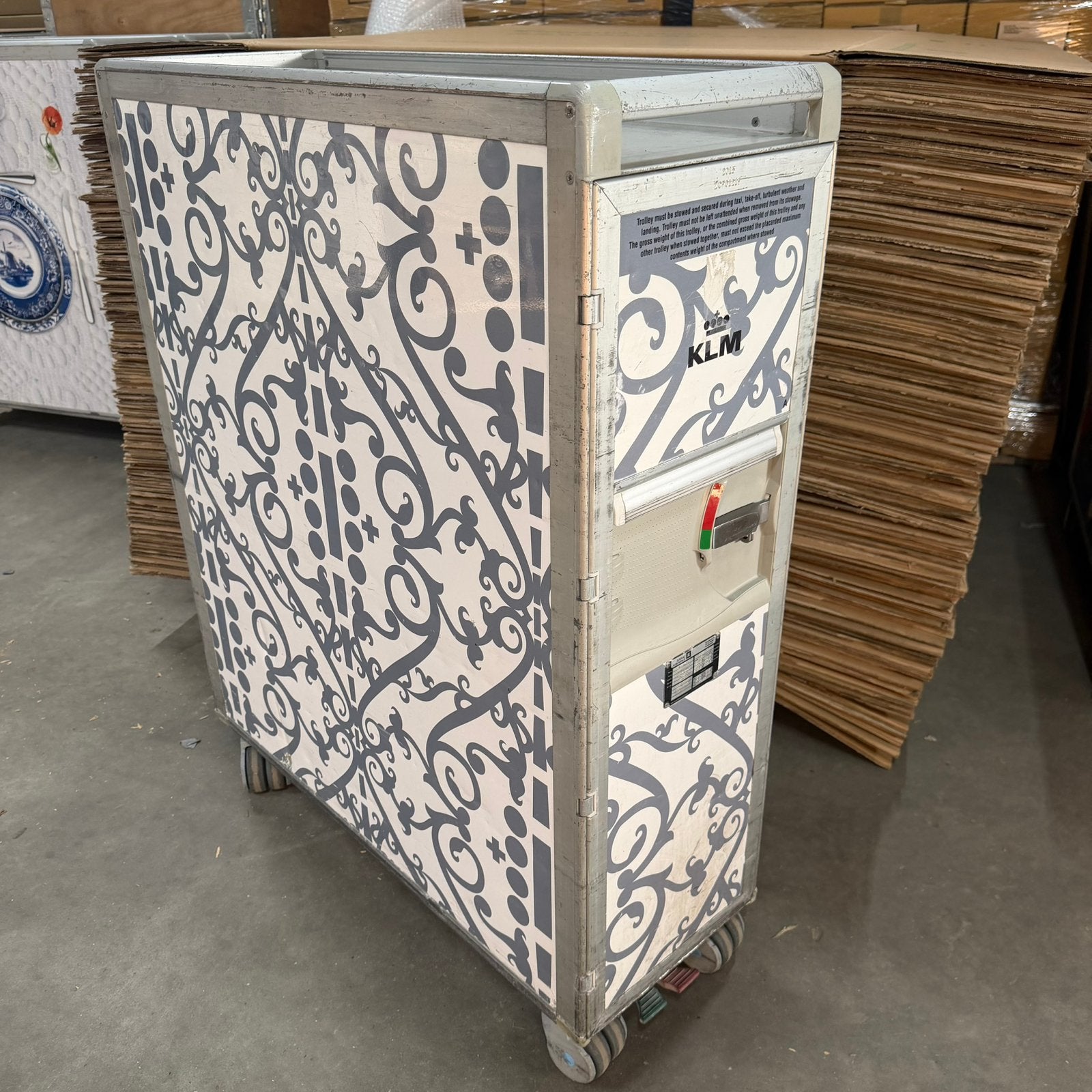 Vliegtuigtrolley vliegtuig trolly airline cart galley cart, Ophalen, Gebruikt, Info@traptrading.nl, Kaatsheuvel