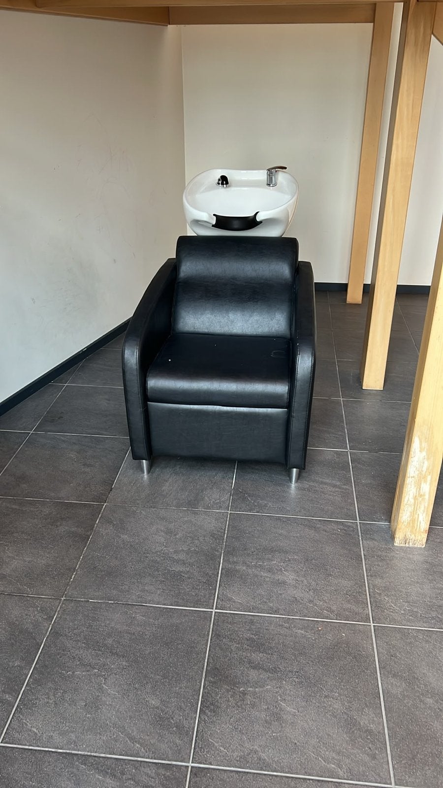 Wastafel met stoel - Prima staat, Ophalen, Zo goed als nieuw, Wastafel