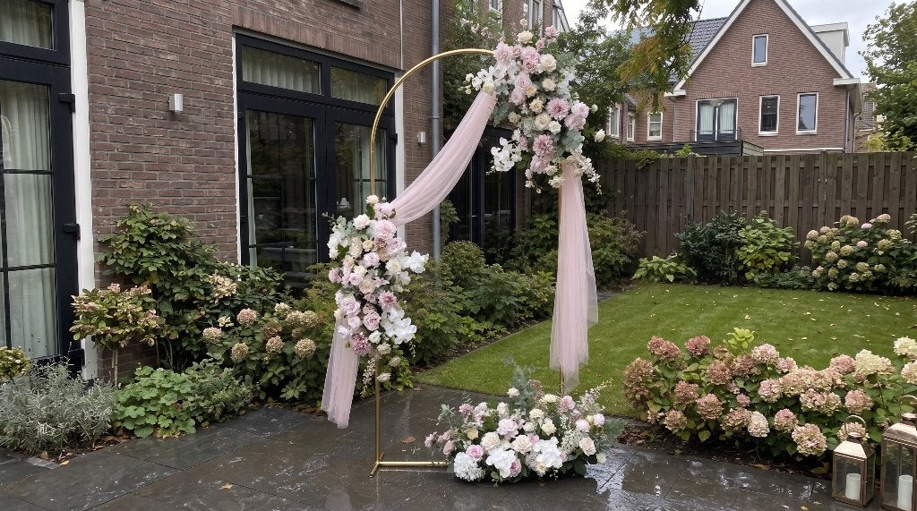 Bloemstyling /  Flower styling, Ophalen of Verzenden, Nieuw