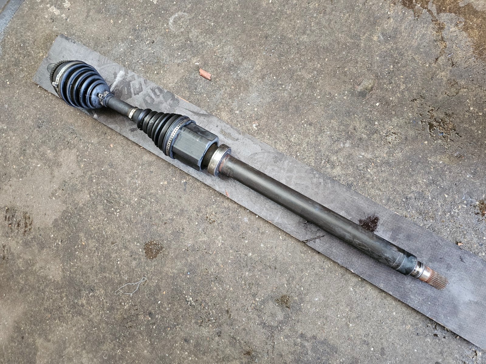 Volvo V70/S60 2.4 D5 Aandrijfas Lange Zijde, Ophalen, Gebruikt, Volvo