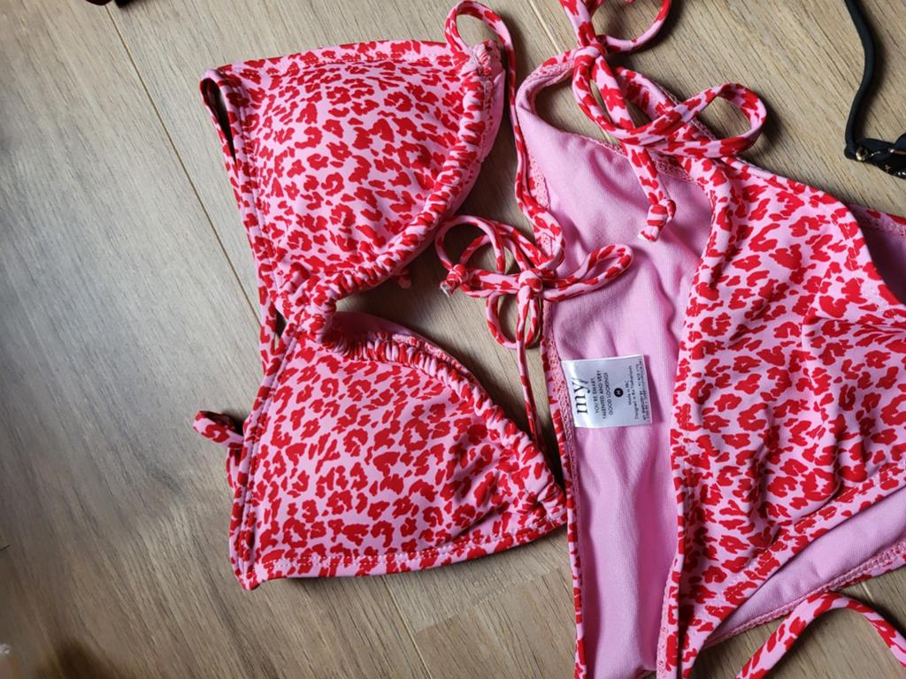 Diverse bikini's en zwemkleding - Verschillende stijlen, Kleding | Dames, Badmode en Zwemkleding, Overige kleuren, Bikini, Gedragen