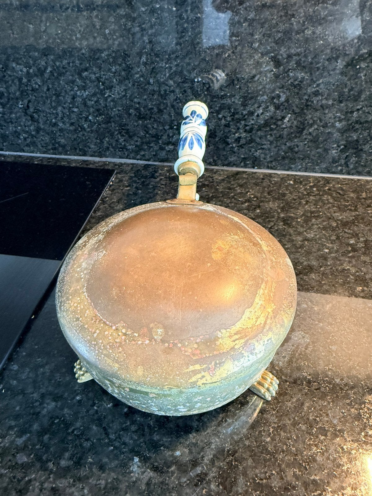 Oude silent butler:kruimel-& asopvangbak, keramisch handvat, Ophalen of Verzenden, Koper