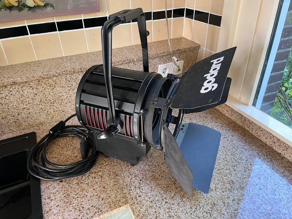 Godard fresnel filmlamp, Ophalen, Zo goed als nieuw