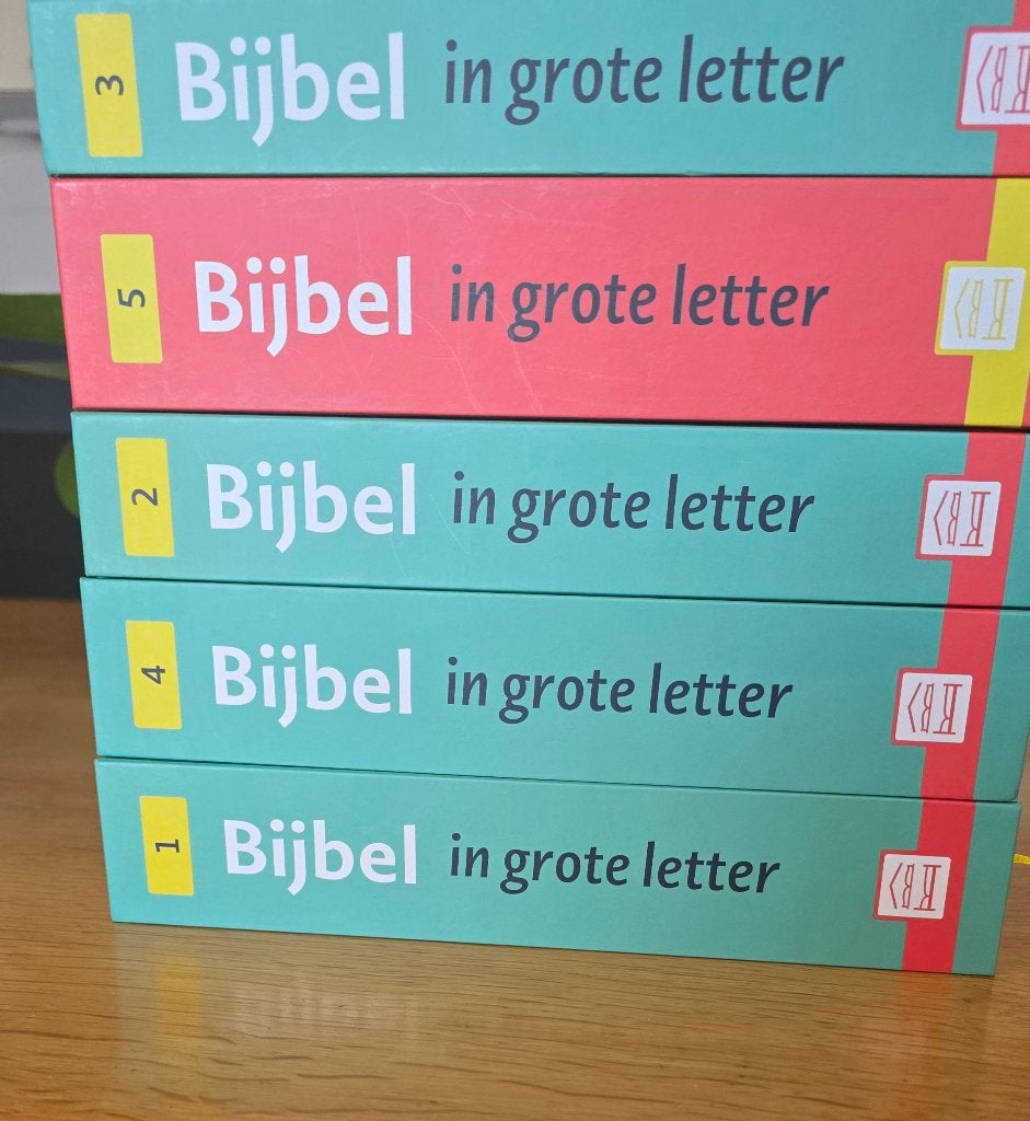 bijbel in grote letters, Boeken, Ophalen, Zo goed als nieuw, Onbekend, Christendom | Katholiek