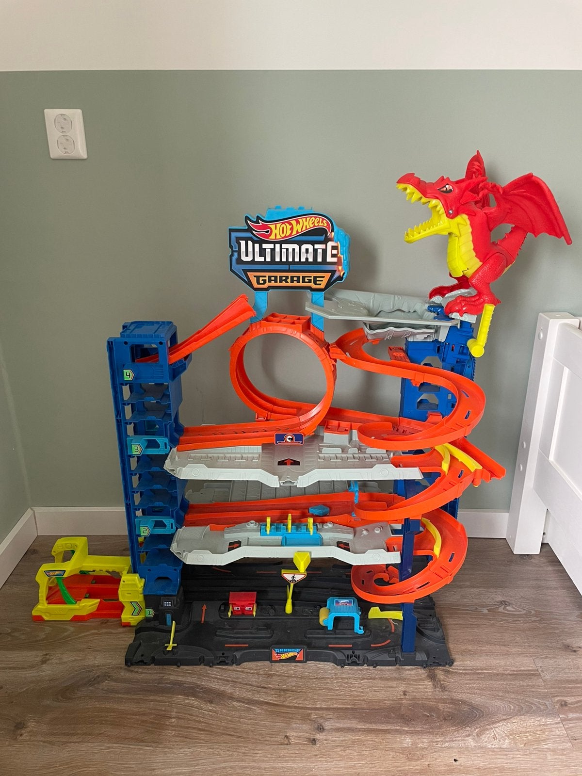 Hotwheels Ultimate Garage, Ophalen, Zo goed als nieuw, Handmatig, Hot Wheels