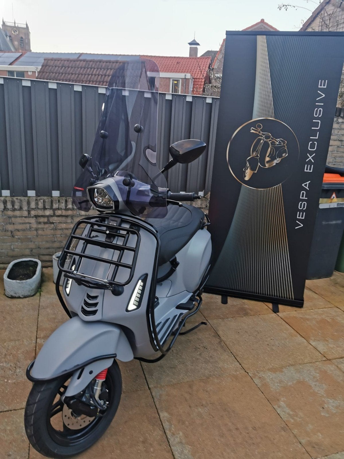 Custom vespa amg edition mooiste van Nl 500km in nieuwstaat, Ophalen of Verzenden, Zo goed als nieuw, Benzine, 50 cc