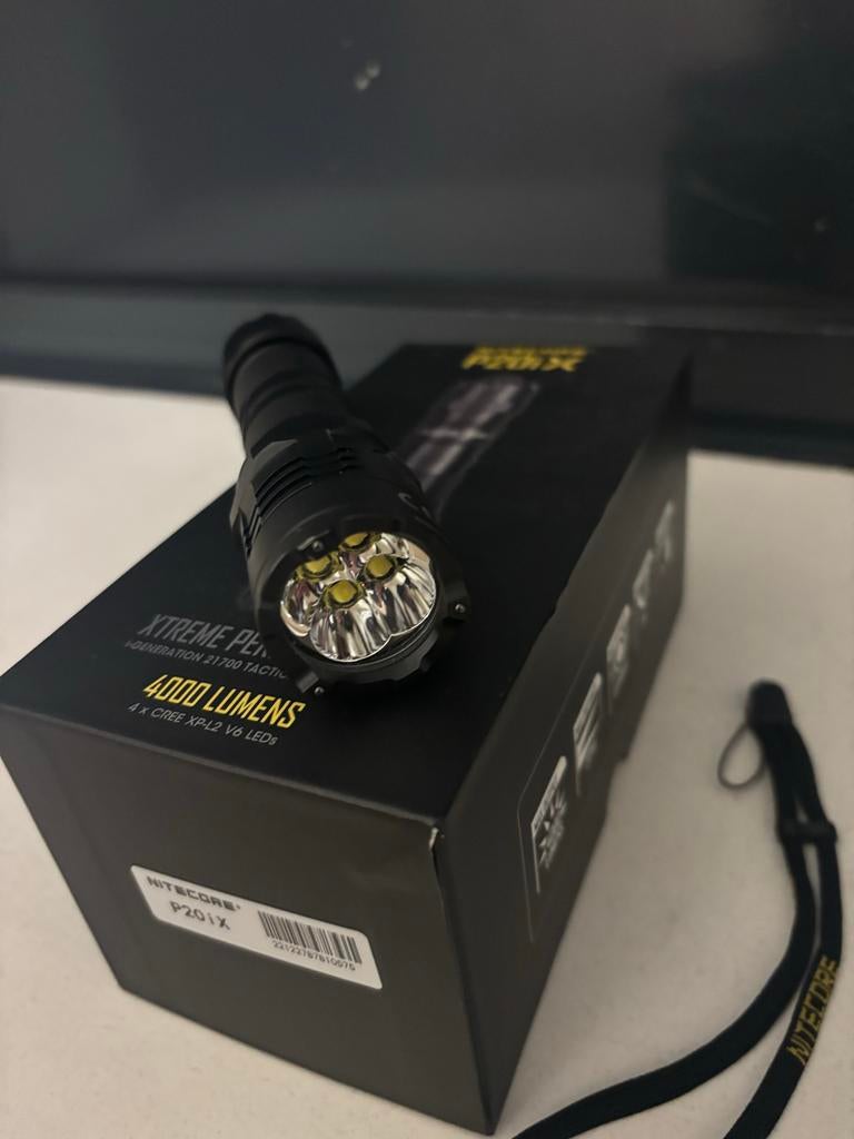 Nitecore P20iX Zaklamp - 4000 Lumen, Oplaadbare Batterij, Ophalen of Verzenden, Nieuw, Accu