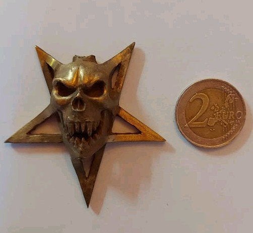 Unieke schedel ster broche/pin - messing, Ophalen of Verzenden, Gebruikt