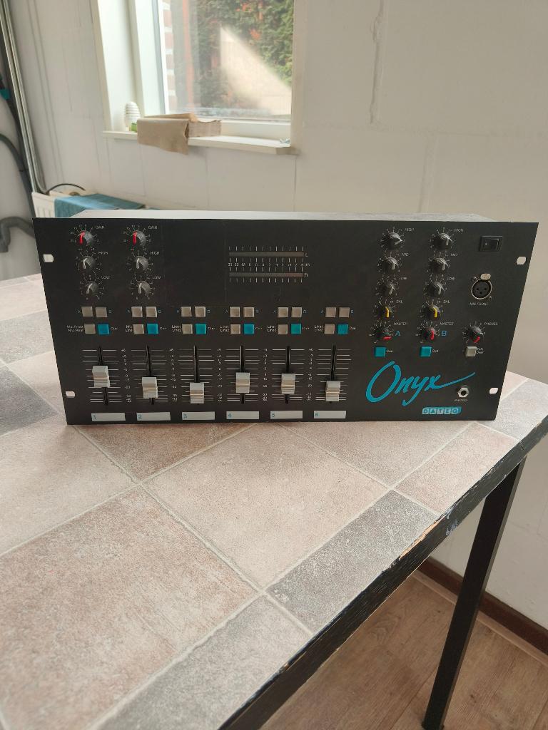 Dateq Mengpaneel Onyx, gebruikt, Overige merken, Ophalen of Verzenden, Minder dan 60 watt, Gebruikt