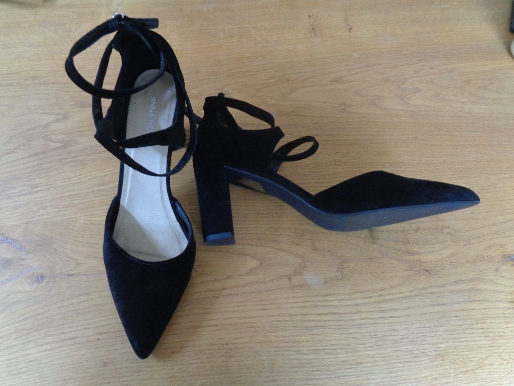ANNA FIELD suede pumps:mt 42, Anna Field, Zwart, Ophalen of Verzenden, Zo goed als nieuw