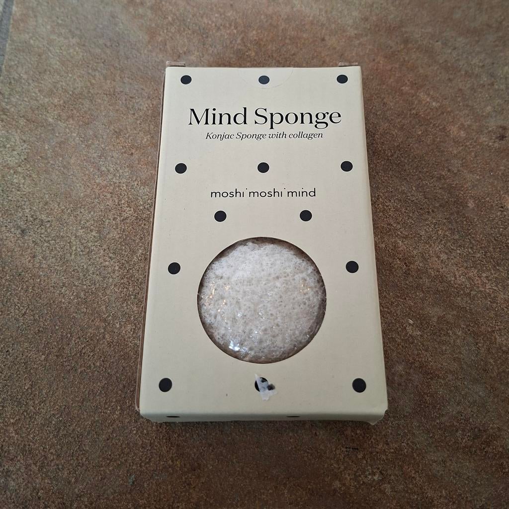 Konjac sponge met Collagen - Moshi Moshi Mind, Ophalen of Verzenden, Nieuw, Gehele gezicht, Verzorging
