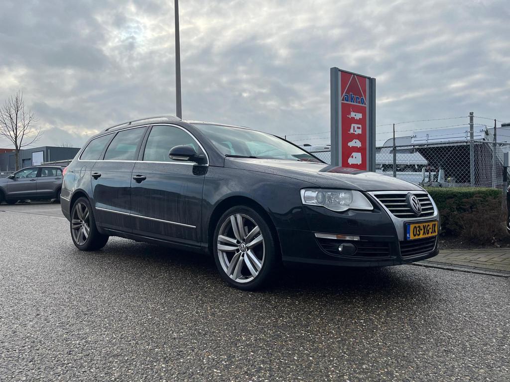 Volkswagen Passat Variant 2.0 TDI Highline | APK | Cruise Co, 15 km/l, Zwart, 4 cilinders, Zwart