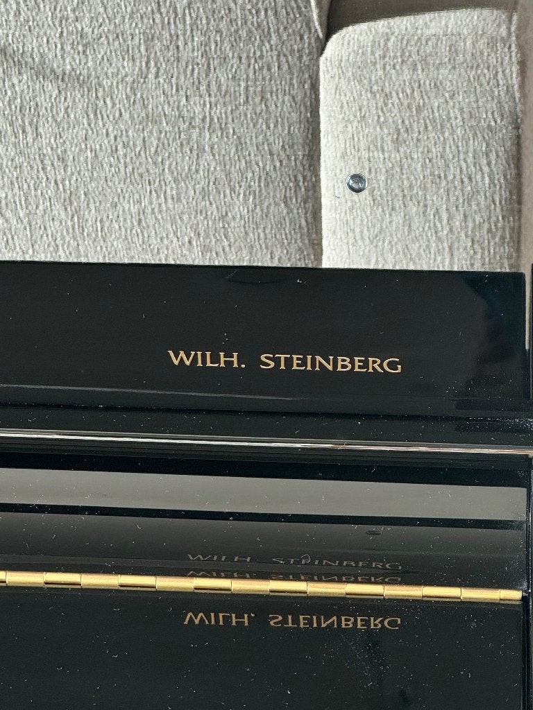 Foto 4 van Wilh. Steinberg P118 (piano zwart hoogglans)